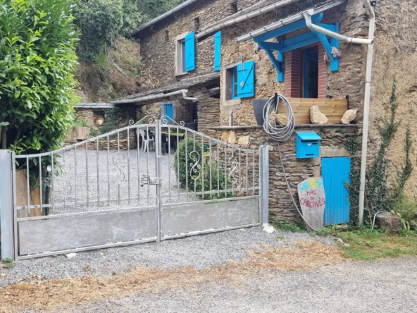 Maison de Campagne à St Salvi De Carcaves