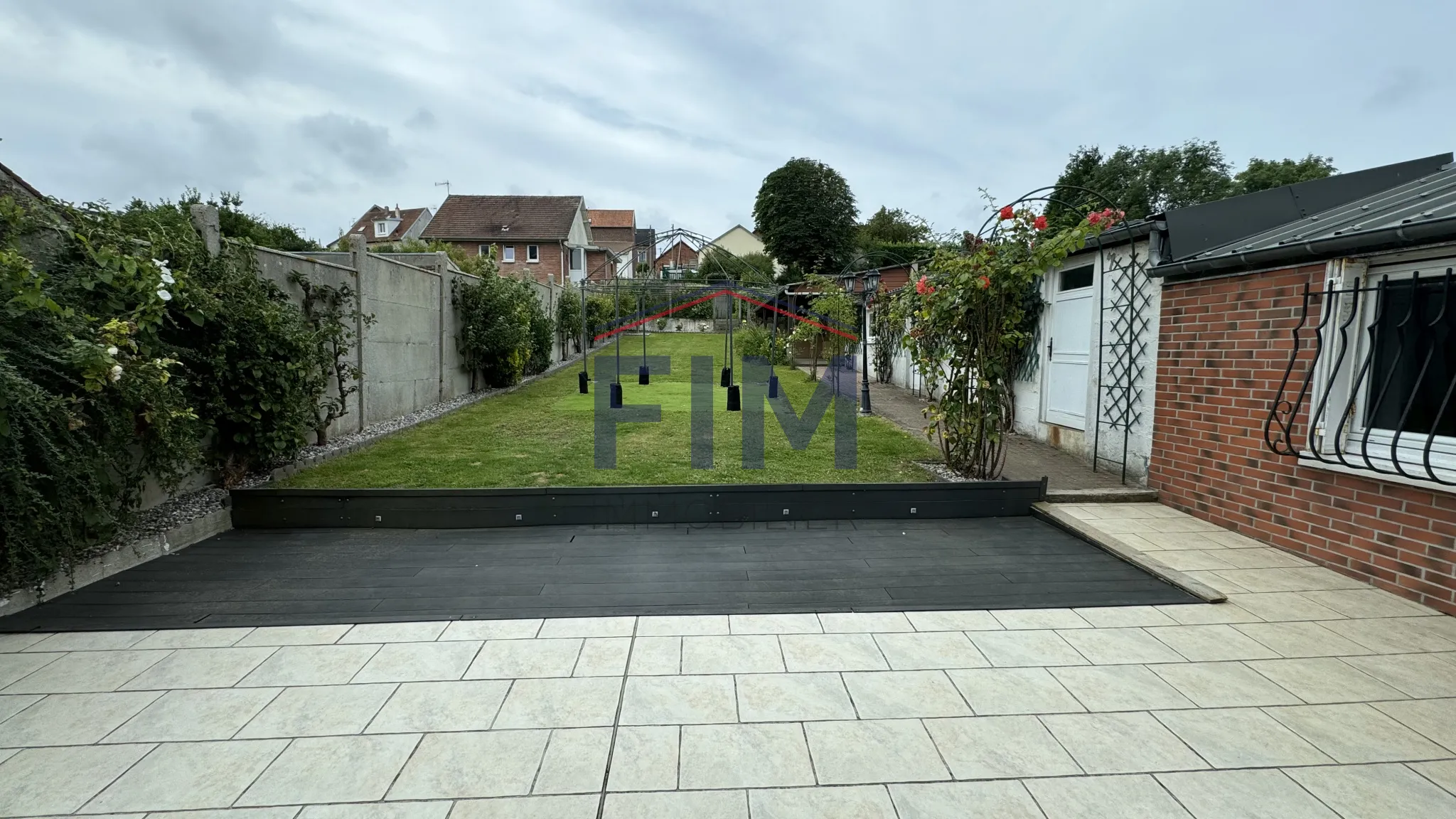 Maison en briques à Neuville les Dieppe sur 519m2 de terrain 