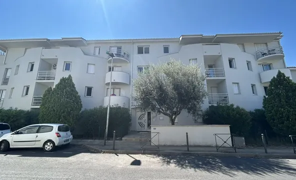 Appartement F2 avec balcon proche parc Meric et de Lez