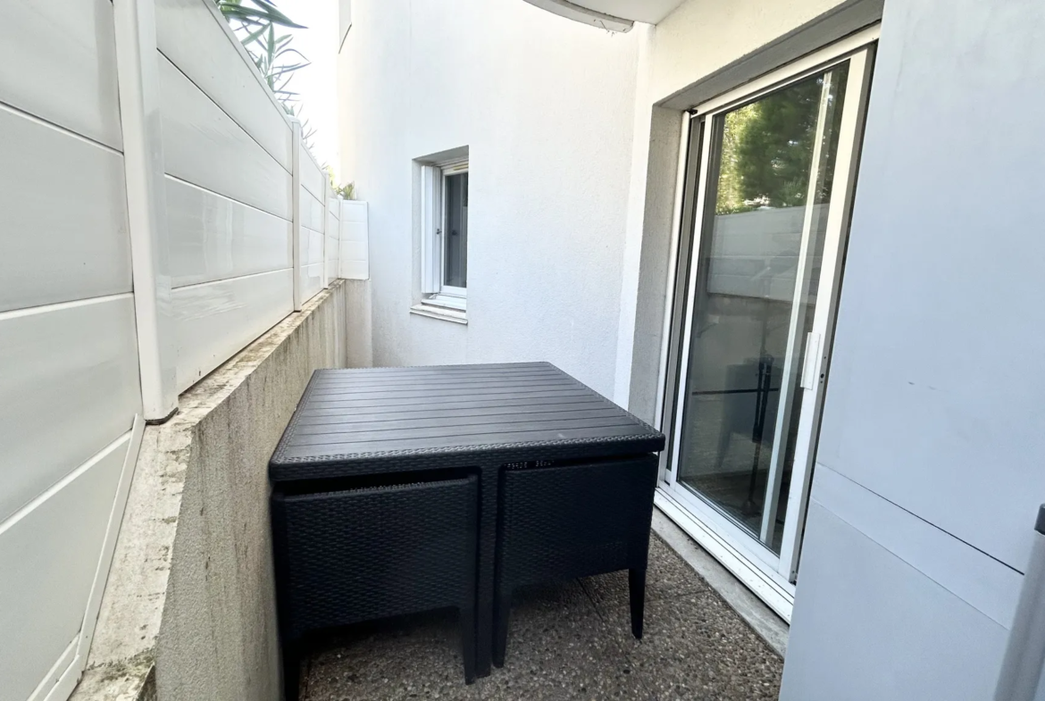 Appartement F2 avec balcon proche parc Meric et de Lez 