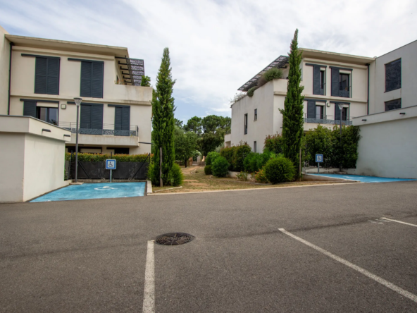 Appartement T2 avec terrasse à Ste lucie de porto vecchio