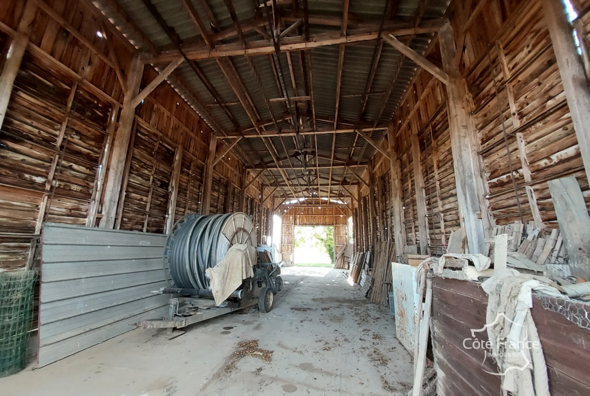 Ancienne ferme à rénover à 5 min de Marmande - 280 m2 habitables 