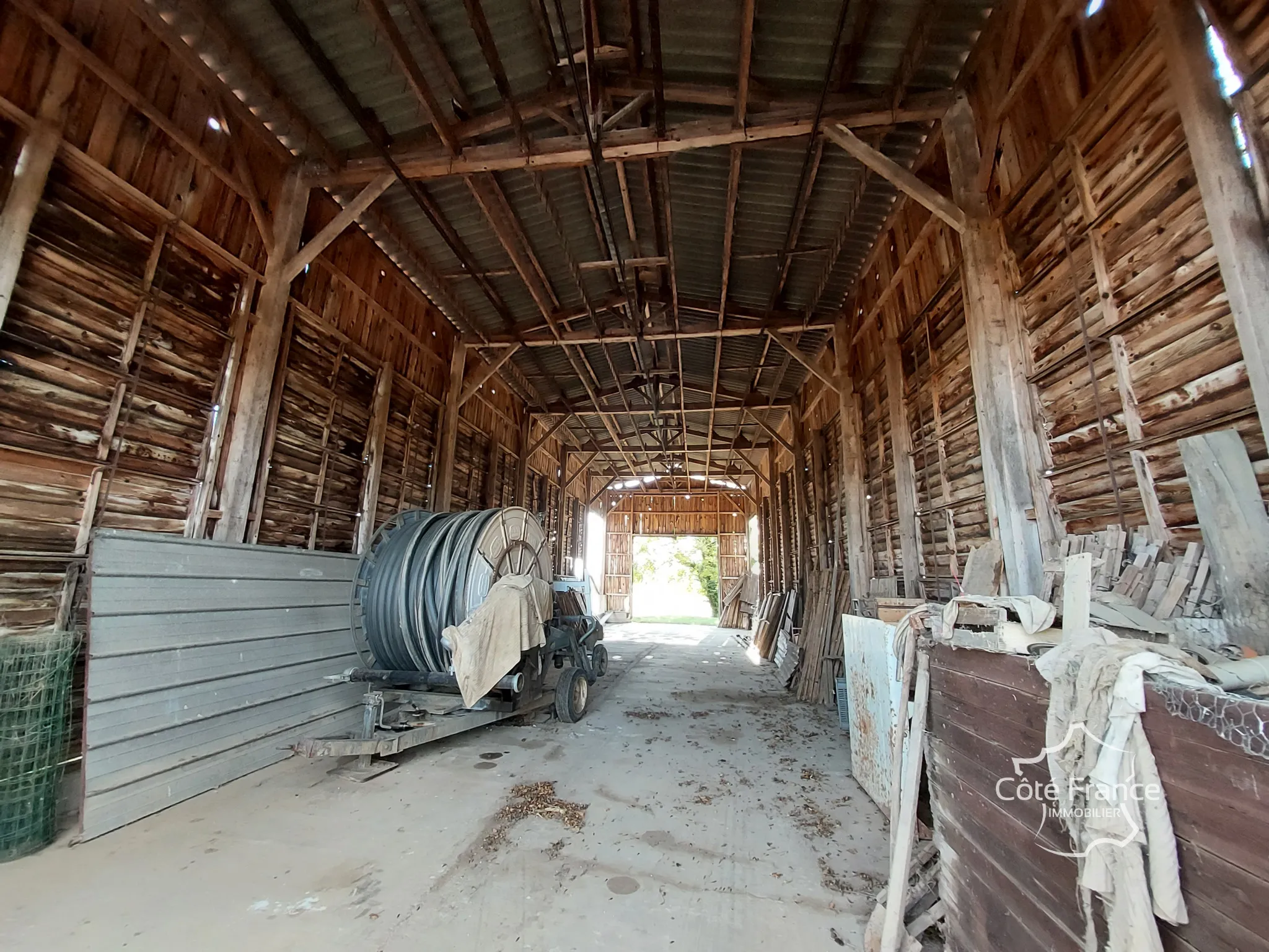 Ancienne ferme à rénover à 5 min de Marmande - 280 m2 habitables 