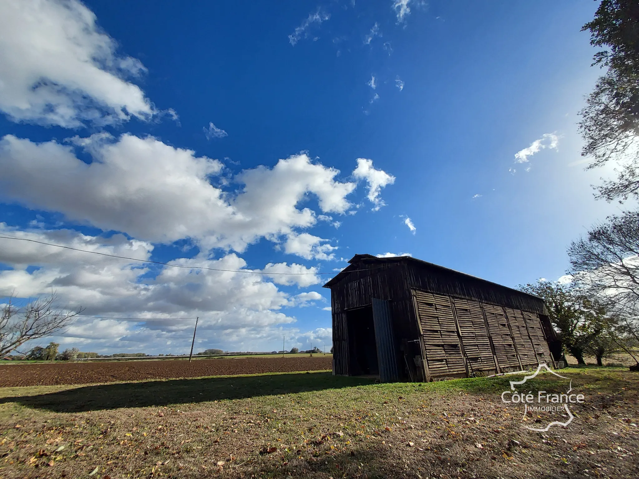 Ancienne ferme à rénover à 5 min de Marmande - 280 m2 habitables 