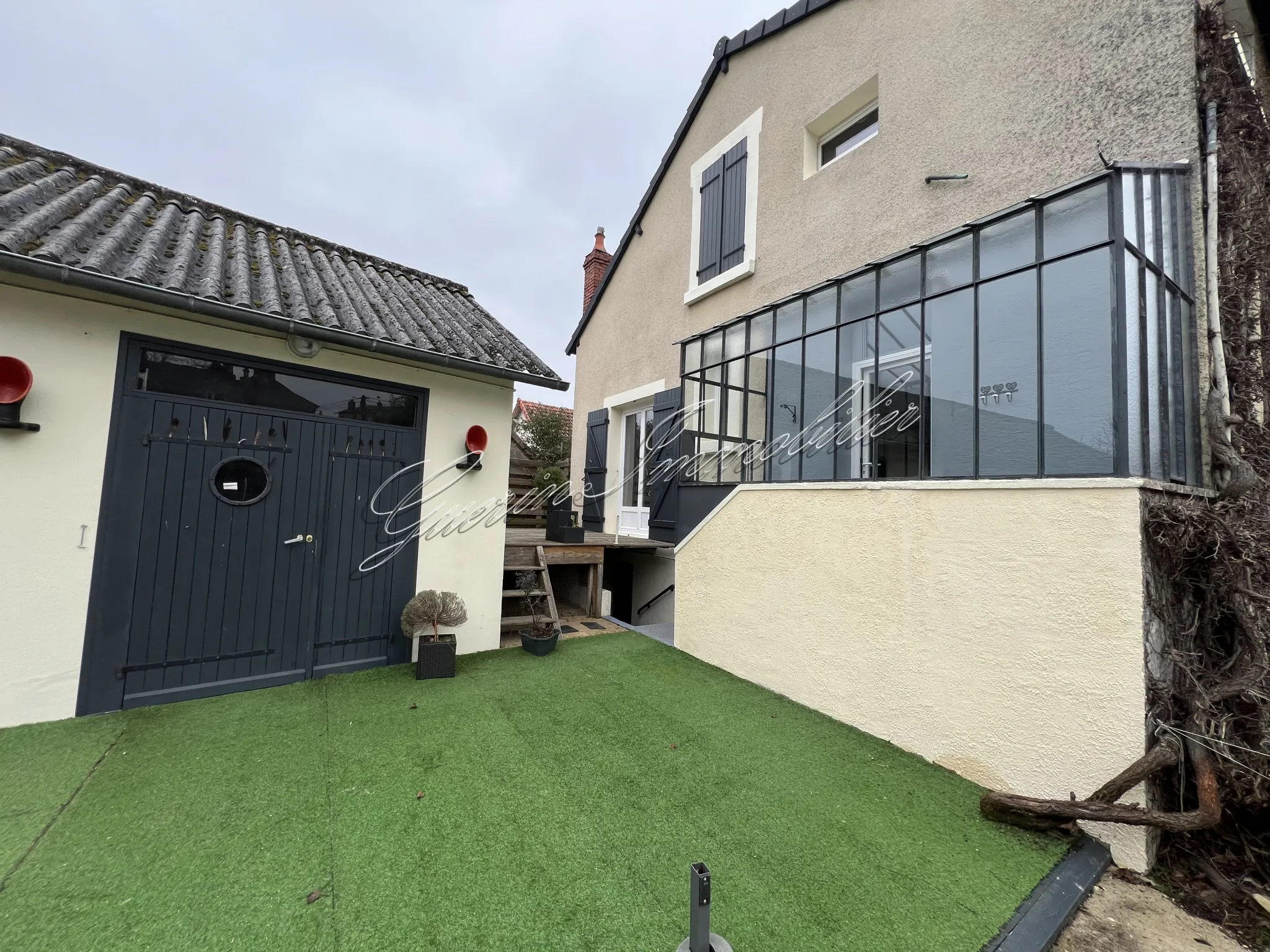 Belle Maison rénovée à Nevers (58) près des écoles et des commerces 