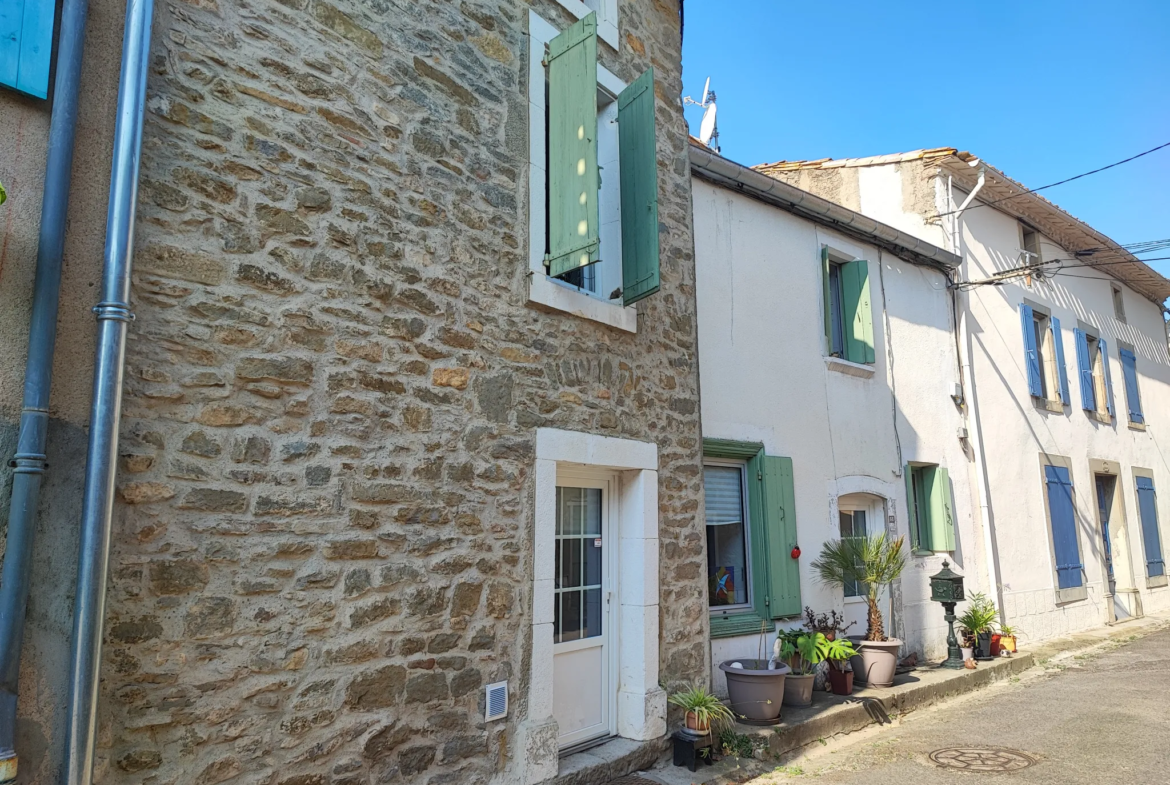 Maison de village avec Cour à Trausse 