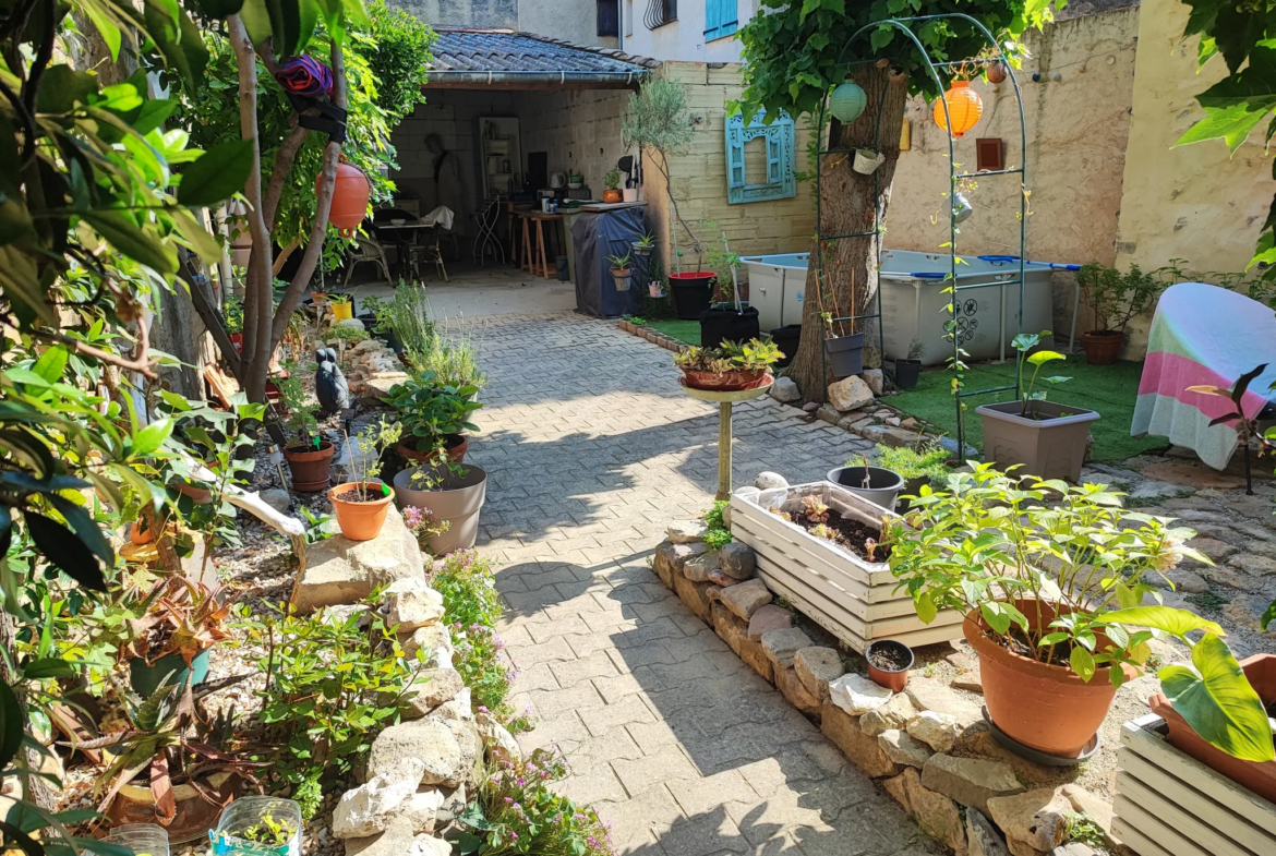 Maison de village avec Cour à Trausse 