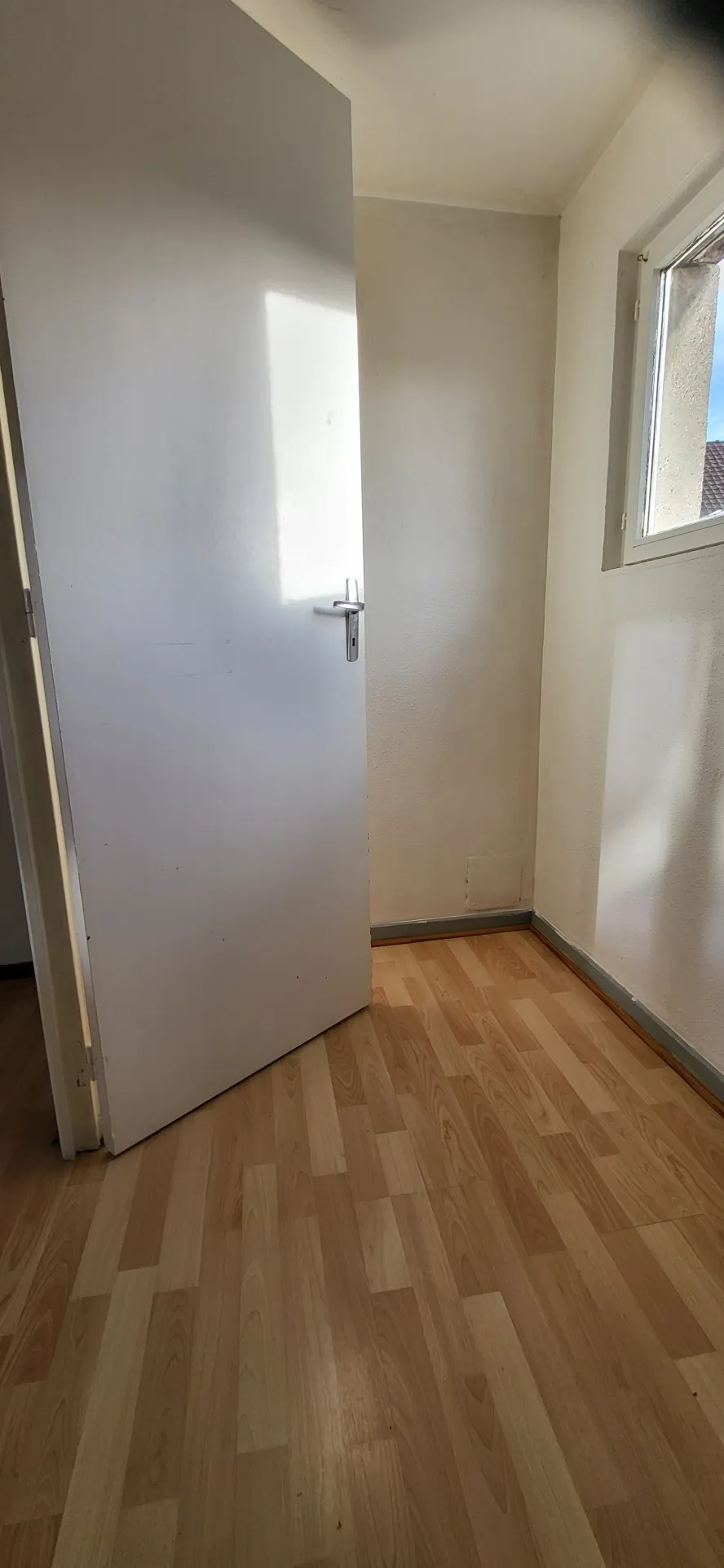 Maison abbevilloise proche du centre 45m2 avec cour 