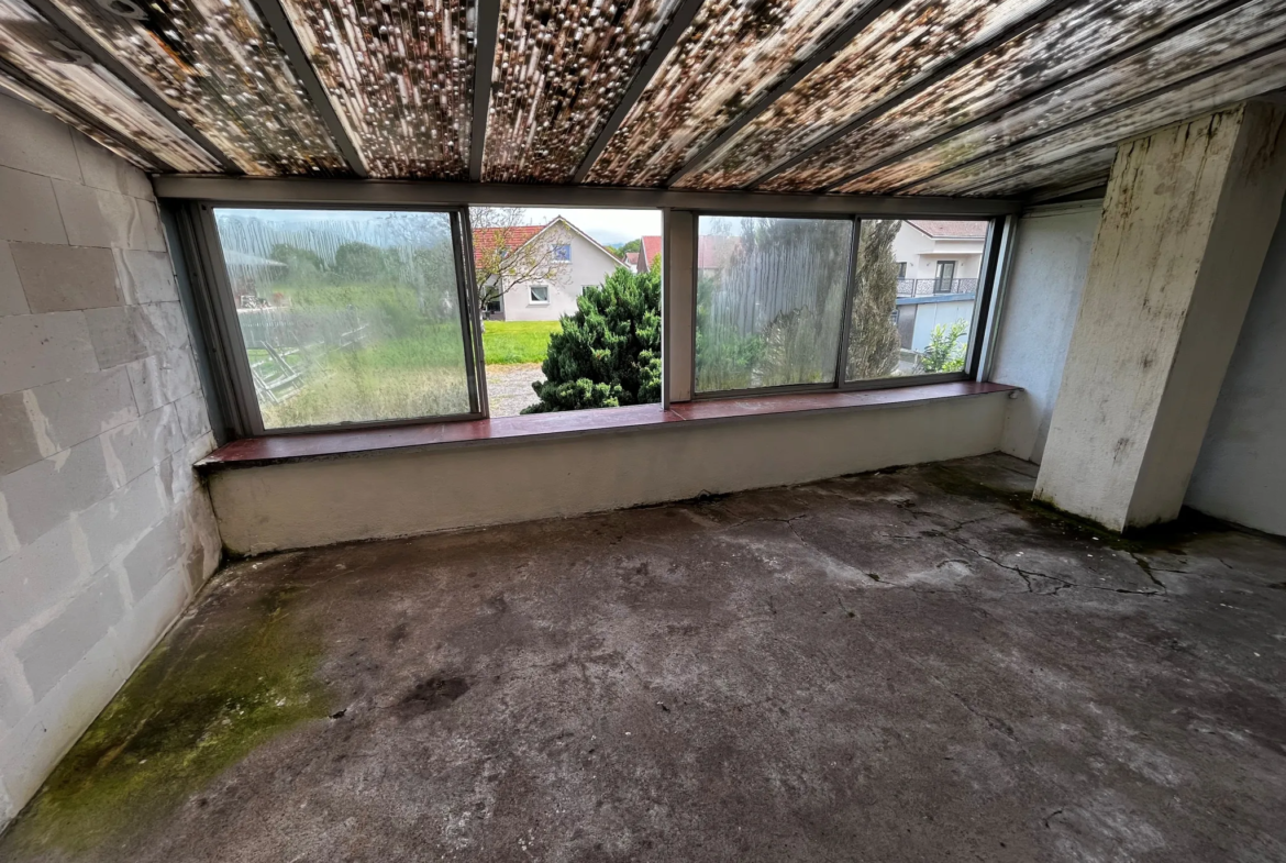 Appartement T3 avec grande terrasse à Eloie 