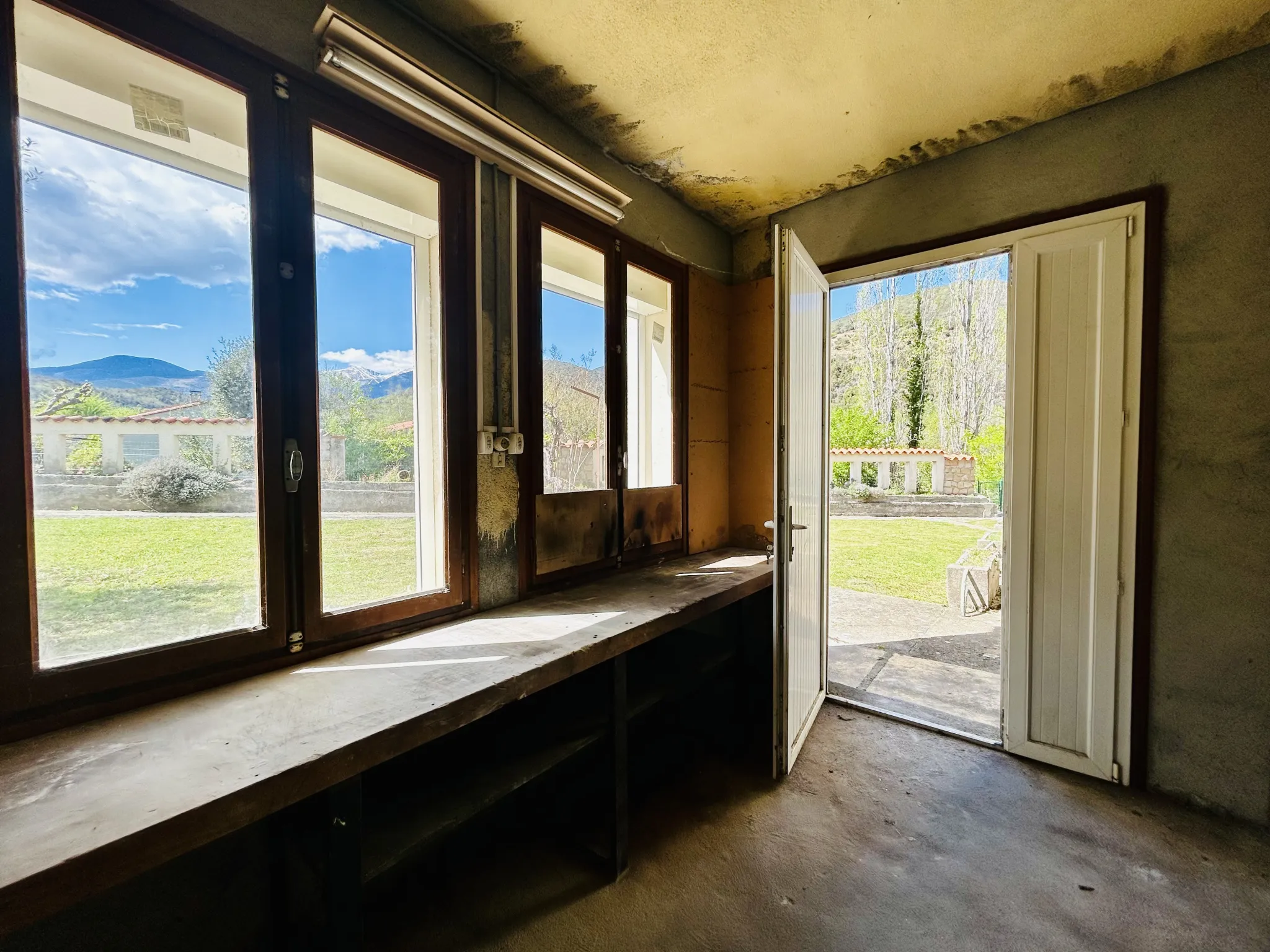 Maison Chaleureuse avec Vue sur les Montagnes à Arles-sur-Tech 