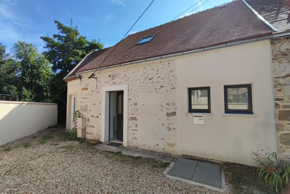 Maison Ancienne Rénovée avec Terrain à Dourdan 