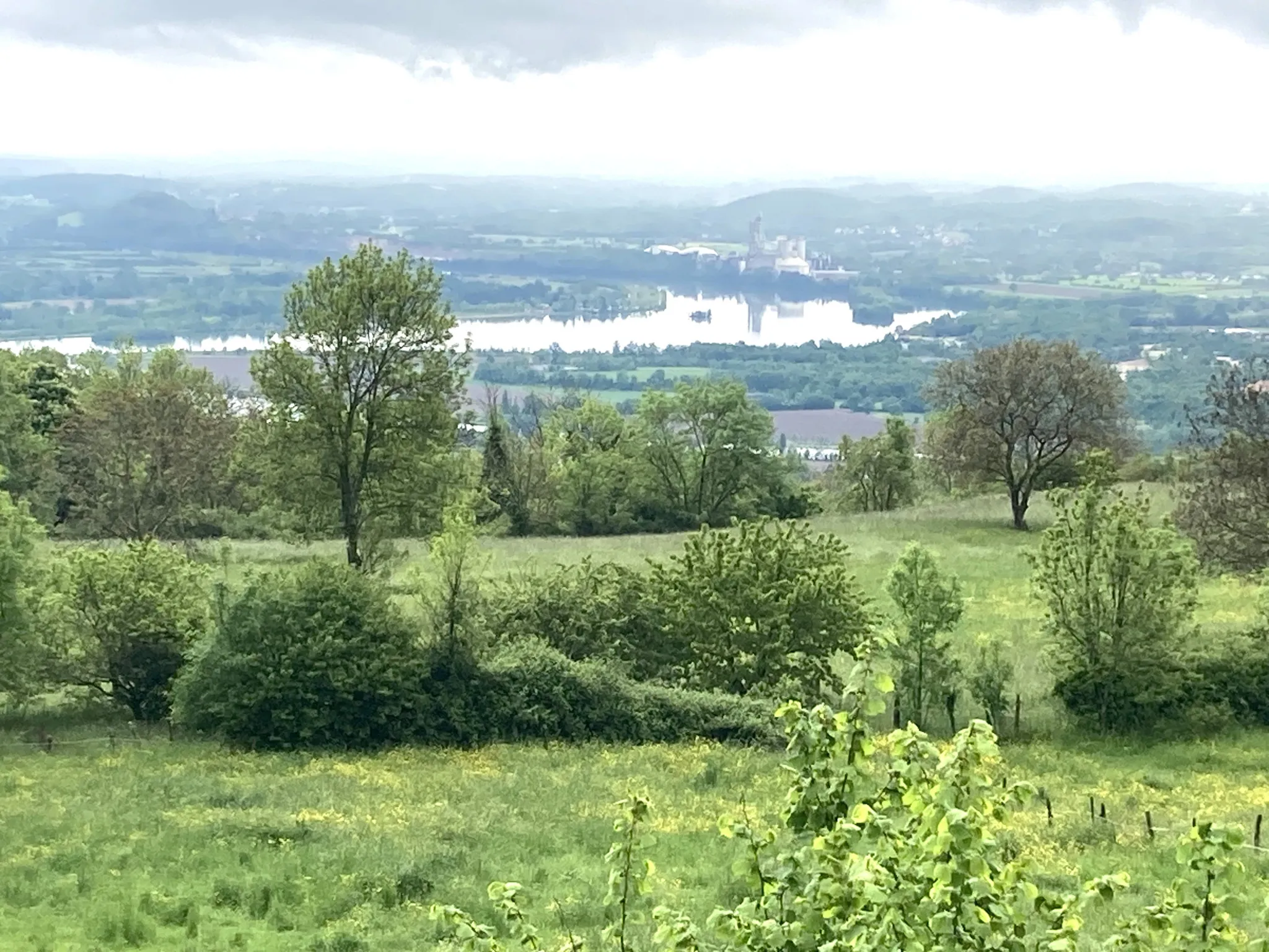 Maison de village T5 avec vue imprenable à Soudon 