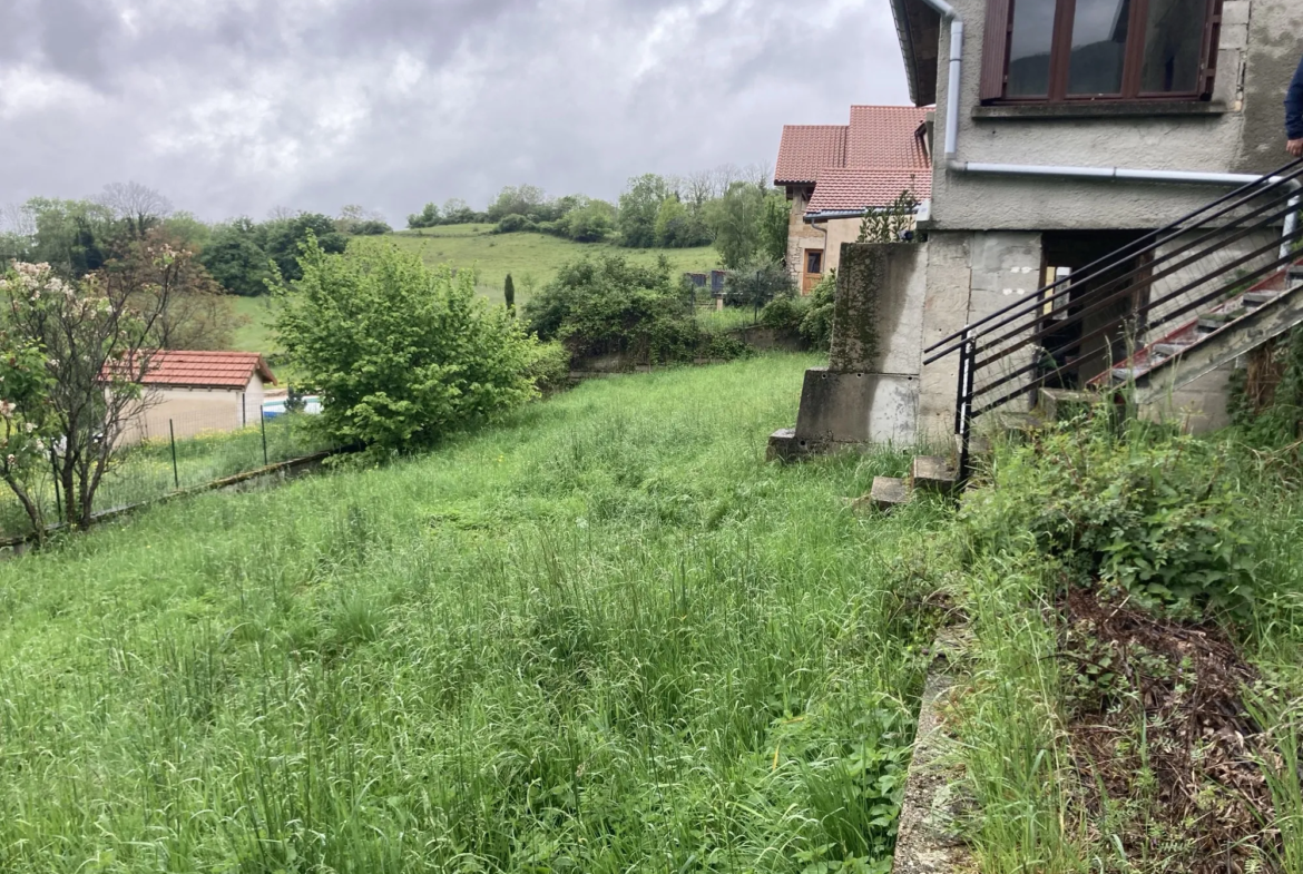 Maison de village T5 avec vue imprenable à Soudon 