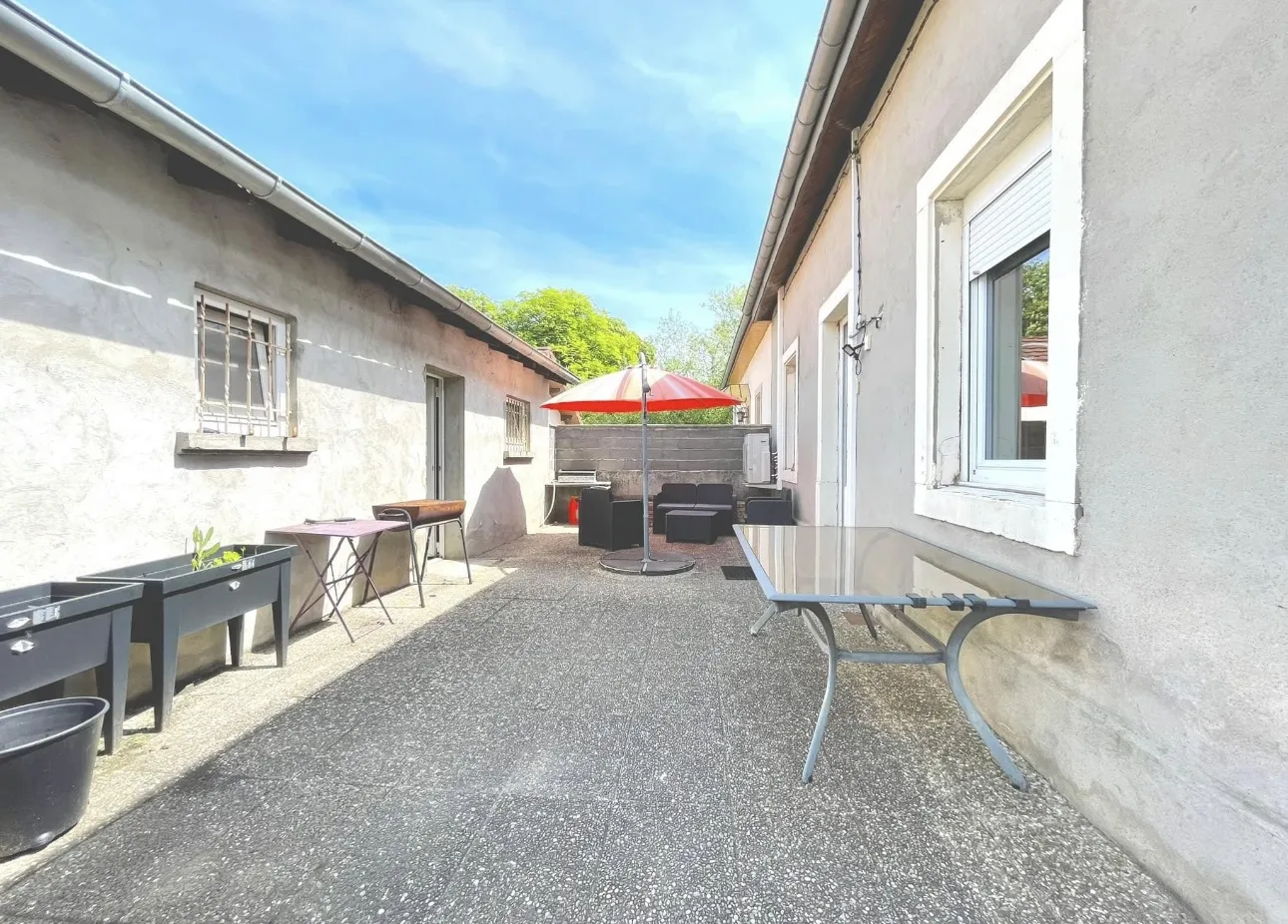 Maison Mitoyenne 100m2 à Sarralbe avec Jardin et Garage 