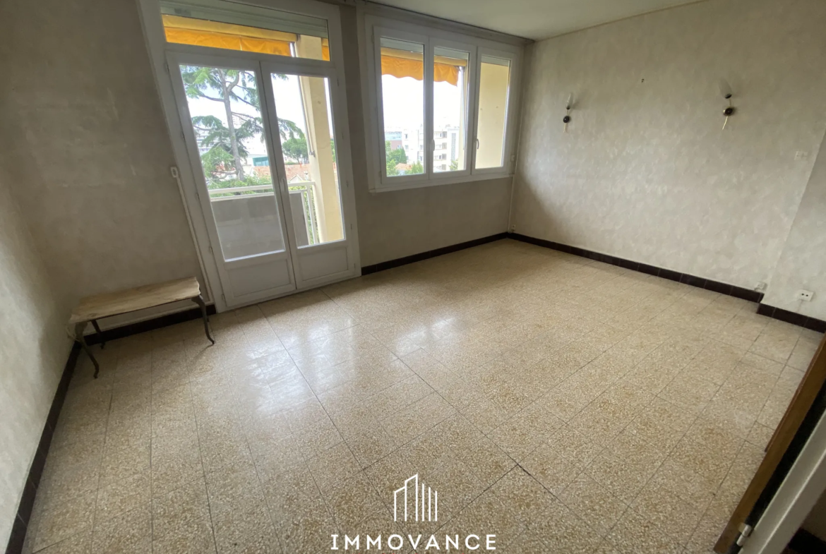 Appartement T5 81m2 + loggia + balcon + cave à Montpellier 