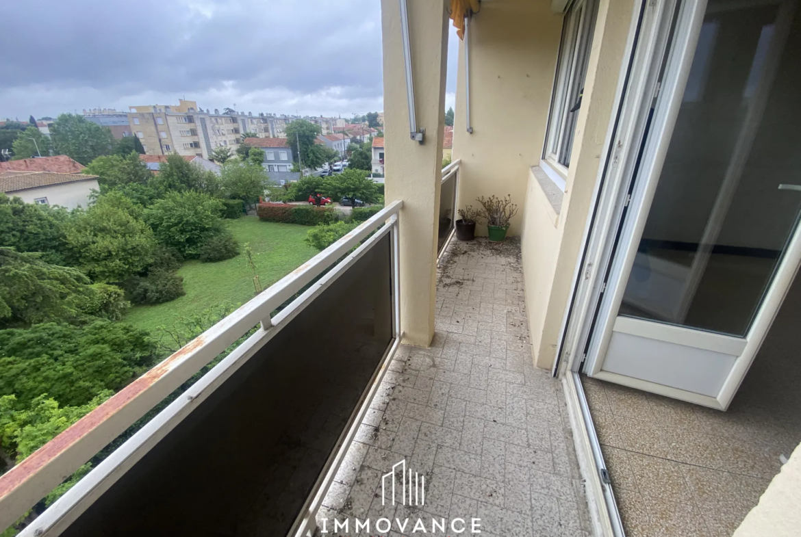 Appartement T5 81m2 + loggia + balcon + cave à Montpellier 