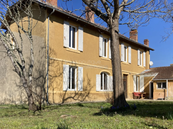 Maison en pierre de 170m2 à Langon