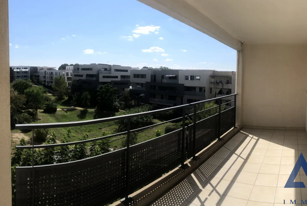 Appartement T3 75.2m2 avec Terrasse Quartier Ovalie Montpellier 