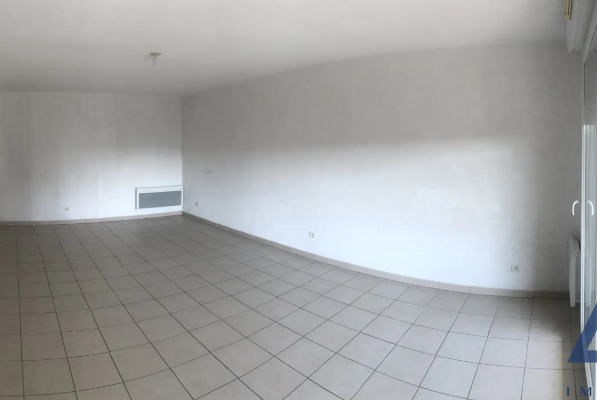 Appartement T3 75.2m2 avec Terrasse Quartier Ovalie Montpellier 