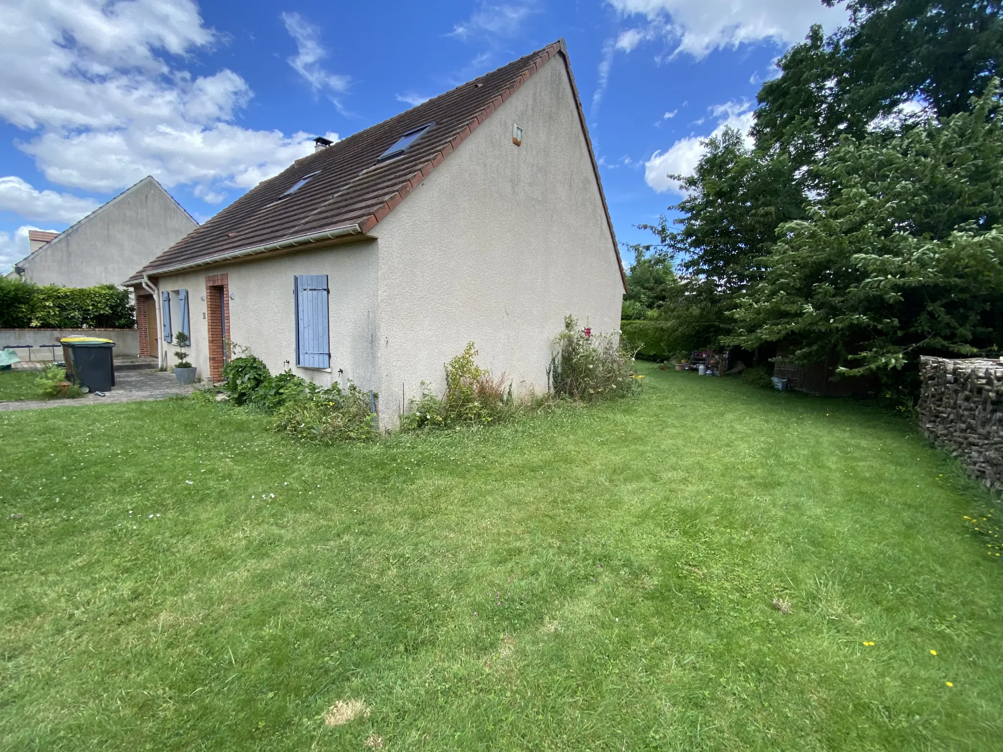 Maison à fort potentiel à Neuilly sous Clermont 