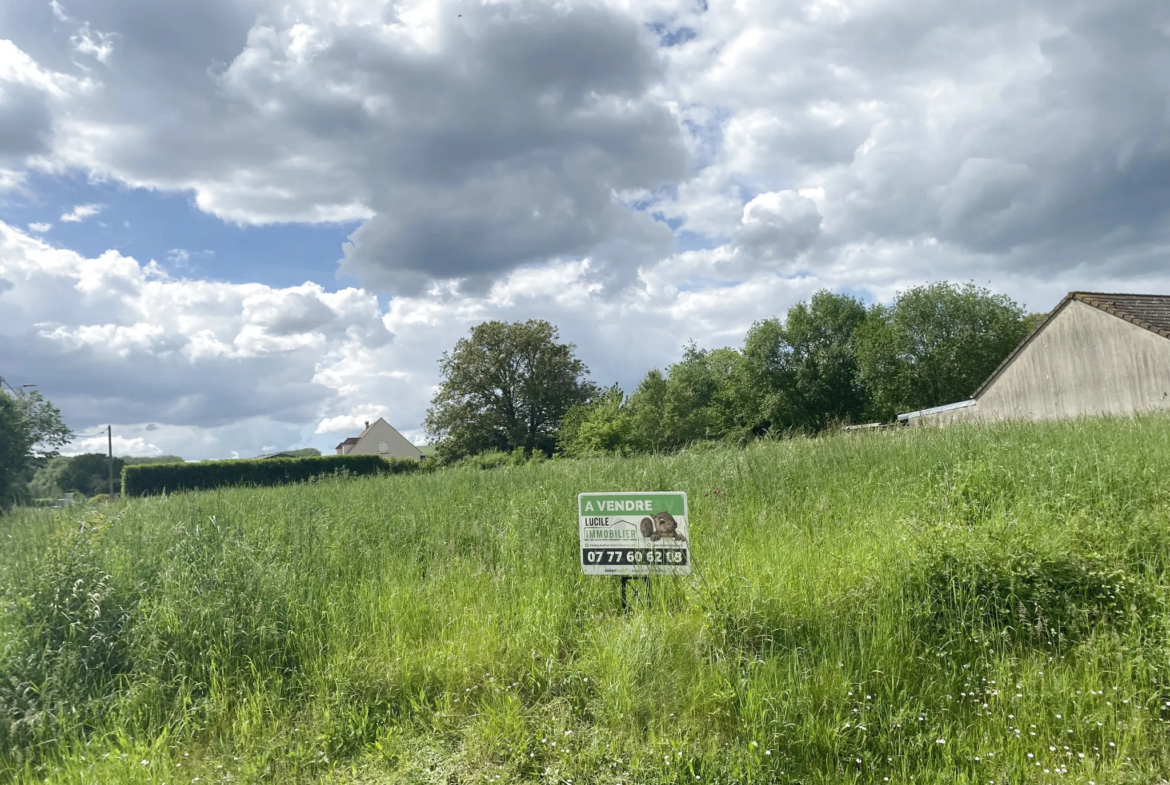 Terrain viabilisé de 2665m2 à St Justois, St Remy en l'eau 