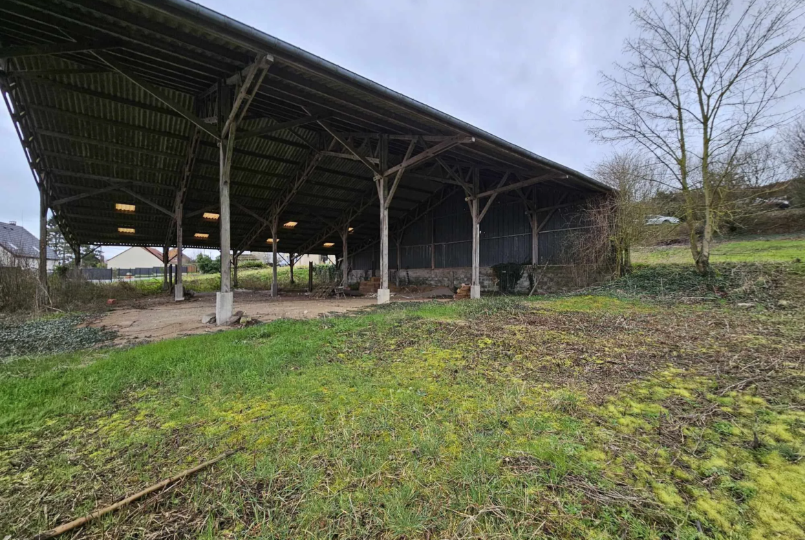 Terrain avec Hangar à Vendre à Hangest-sur-Somme 