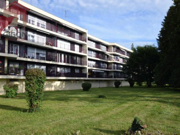 Appartement F4/5 Lumineux et Spacieux à GRAND-CHARMONT - VIEUX-CHARMONT