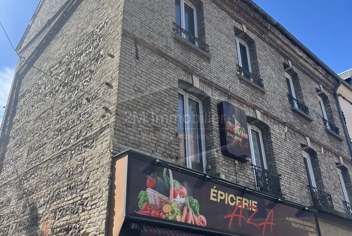 Immeuble à vendre à Dieppe, Le Pollet avec local commercial, triplex et maison 