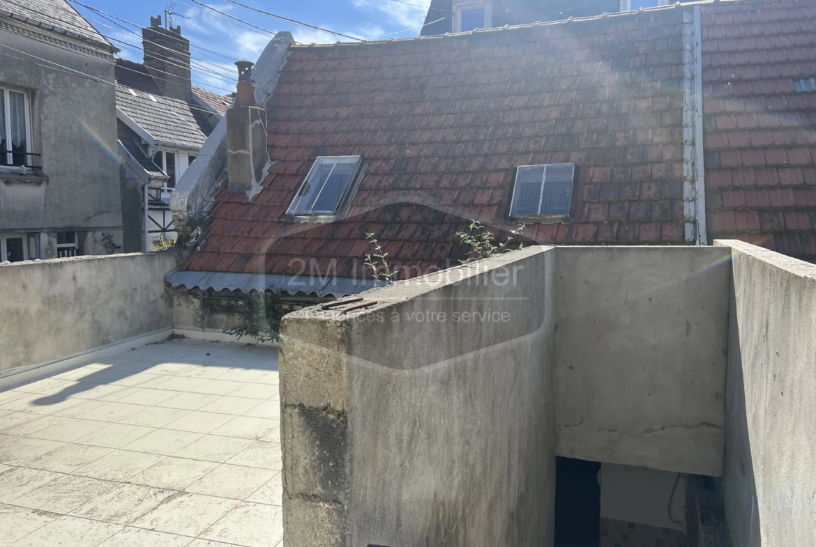 Immeuble à vendre à Dieppe, Le Pollet avec local commercial, triplex et maison 