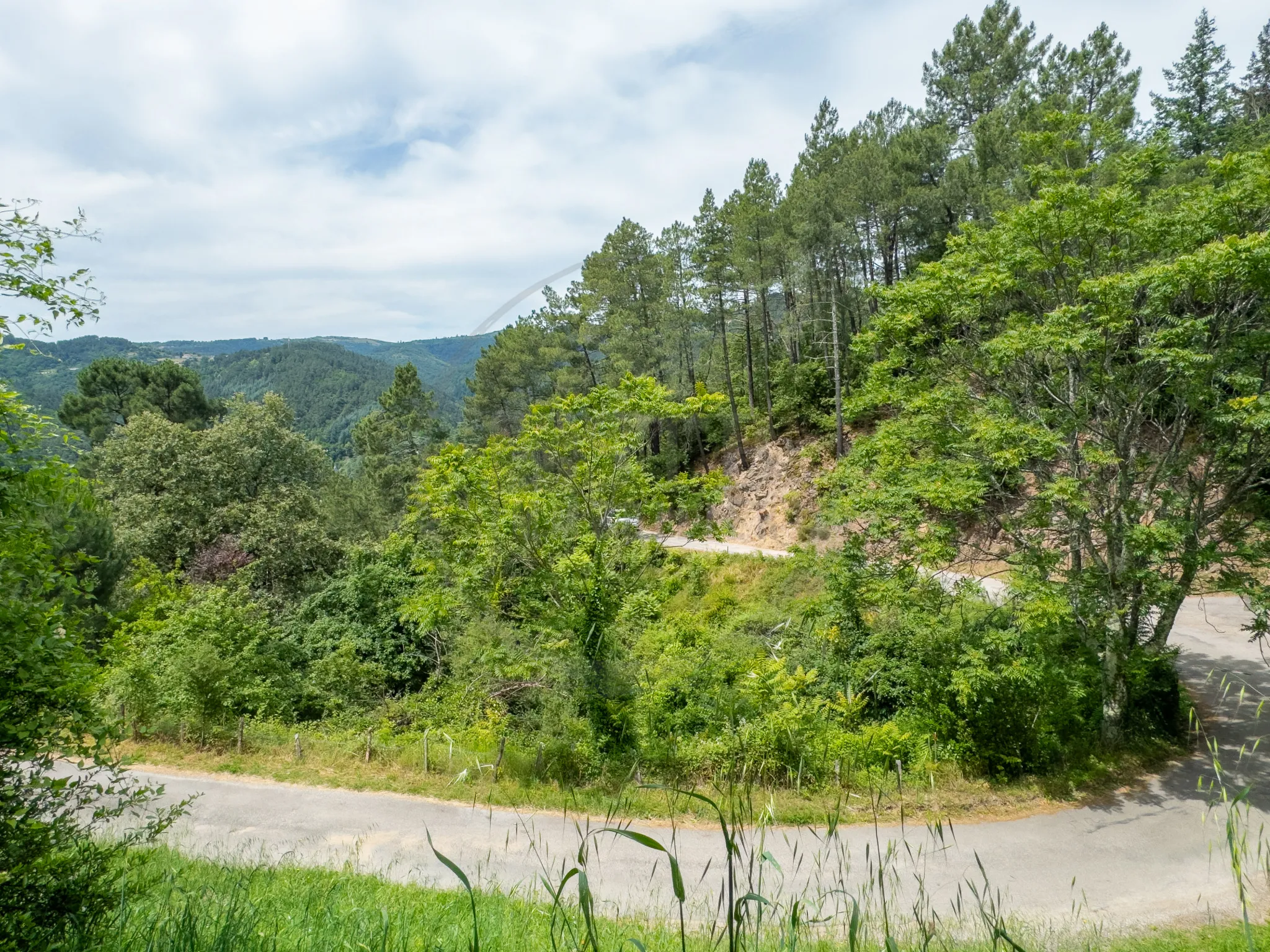 Maison spacieuse avec terrain aux Ollières-sur-Eyrieux 