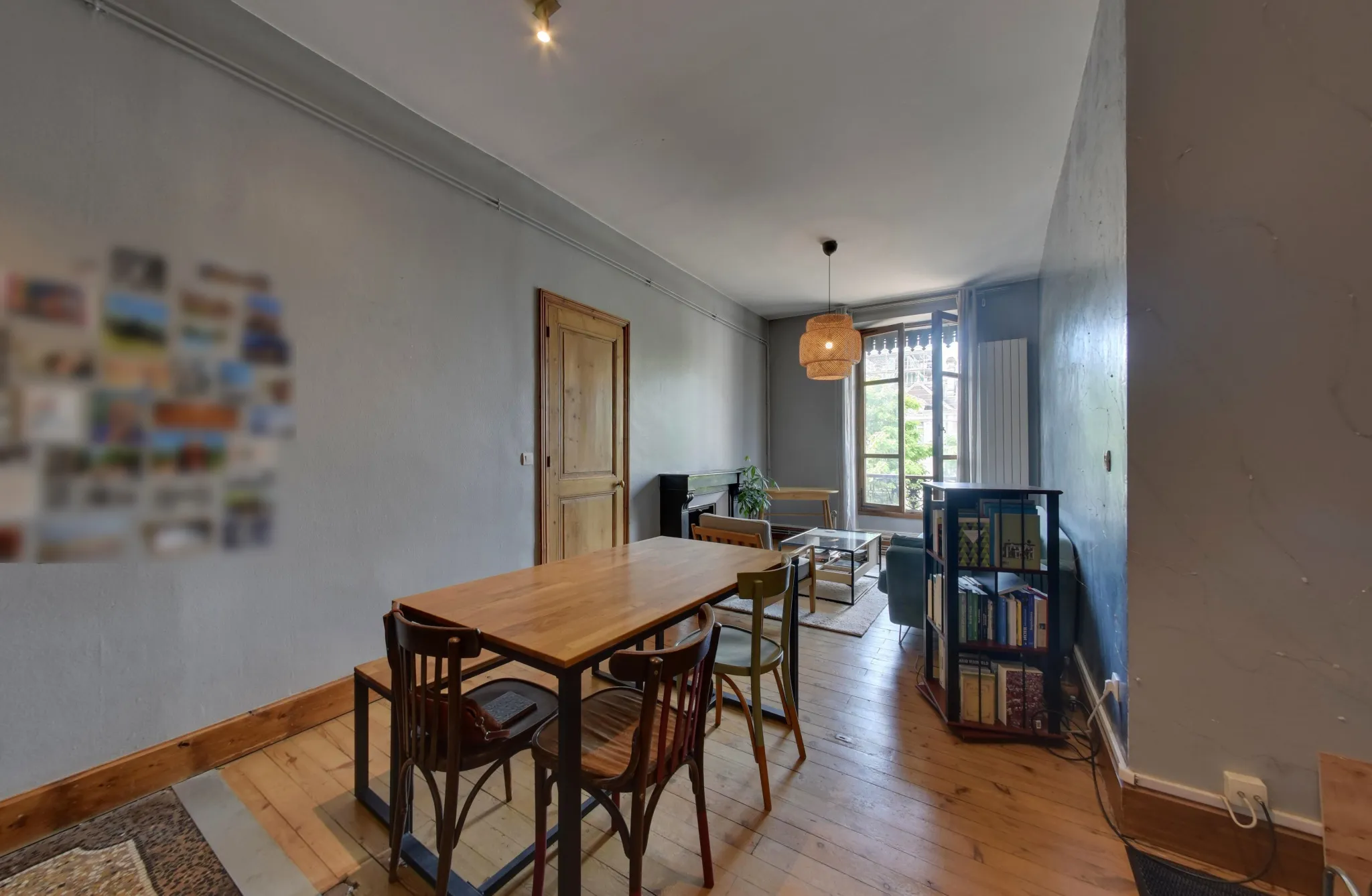 Vente appartement T2 lumineux à Grenoble avec chambre spacieuse 