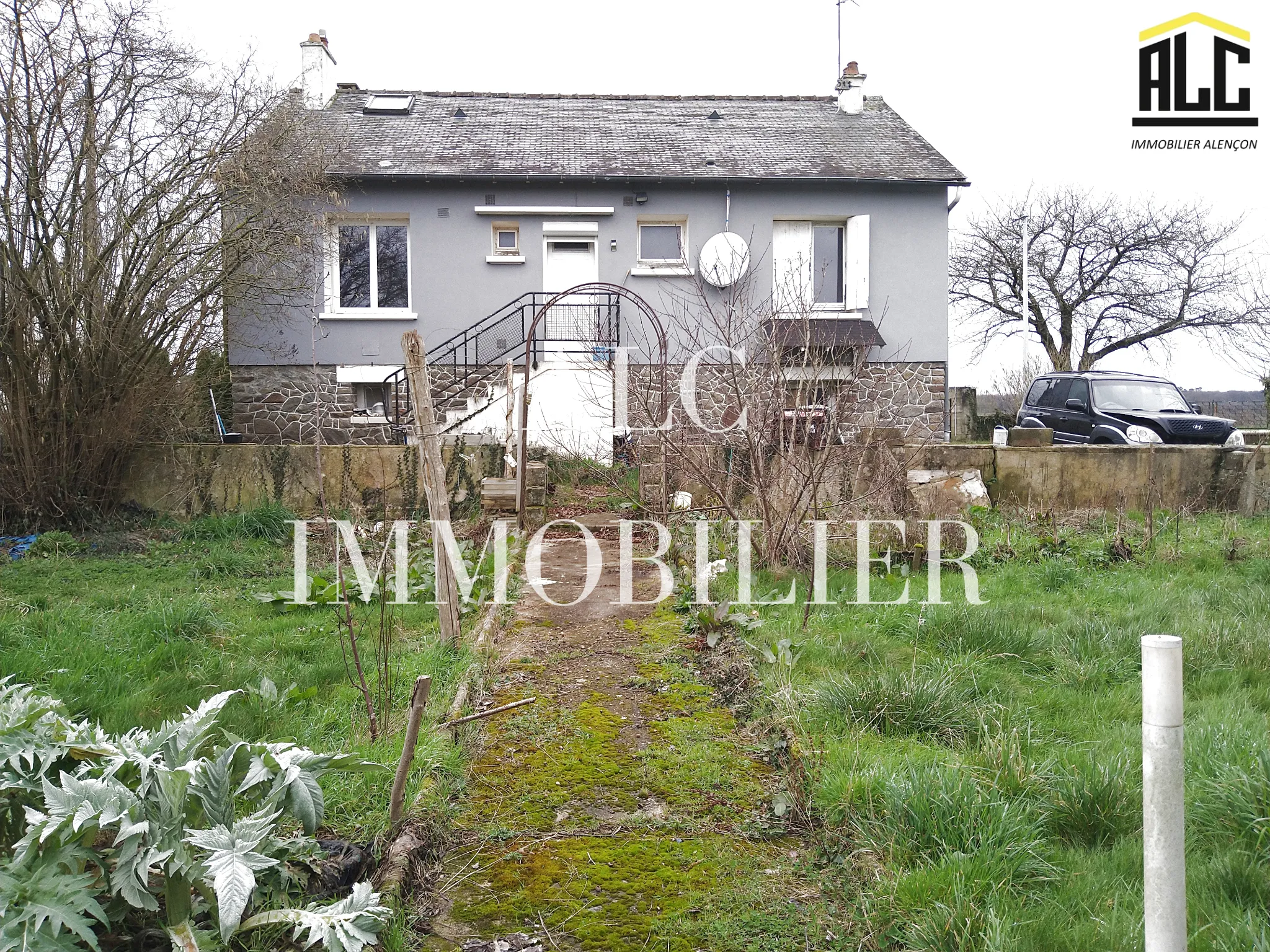 Maison avec sous-sol de 65.11 m2 à St Georges Buttavent 