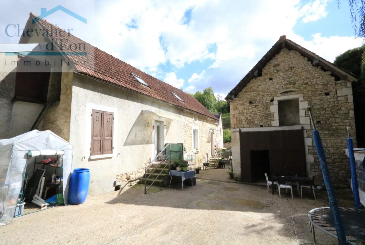 Maison à Molosmes proche de Tonnerre avec 5 chambres 