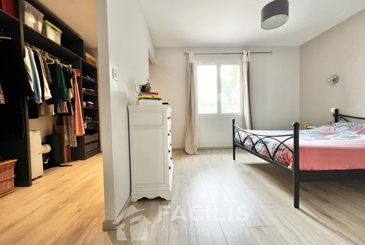 Maison Lumineuse 135m2 - Champigny en Rochereau (86170) 