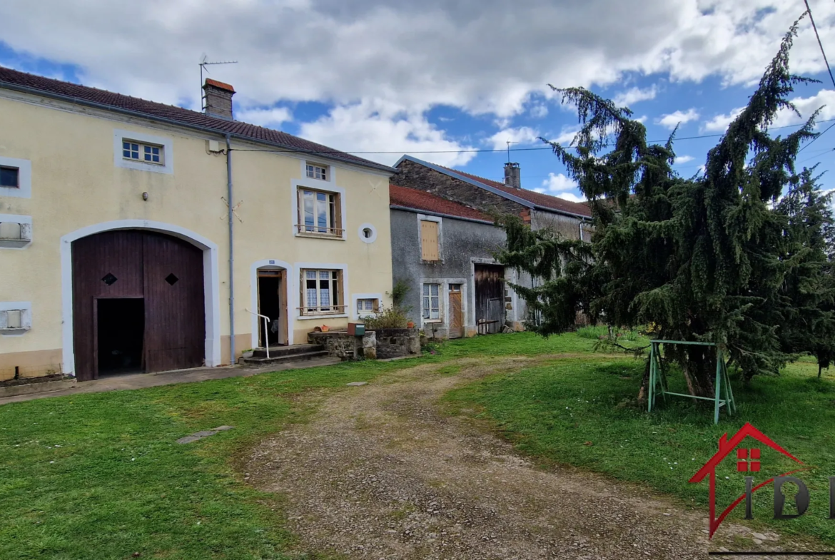 Maison de caractère de 1793 à Soyers - 100m2 - 55.000€ 