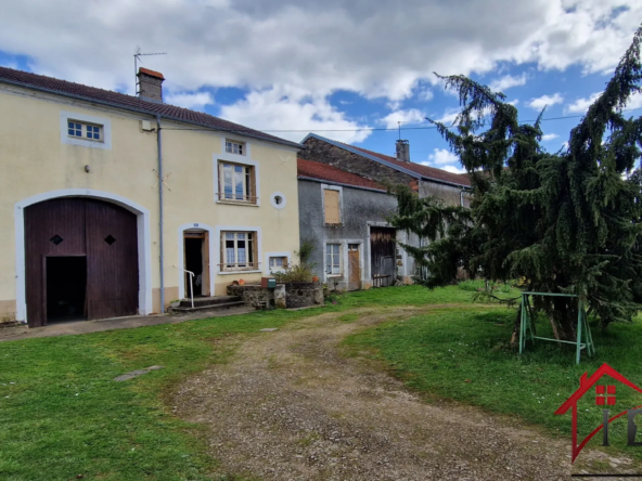 Maison de caractère de 1793 à Soyers - 100m2 - 55.000€