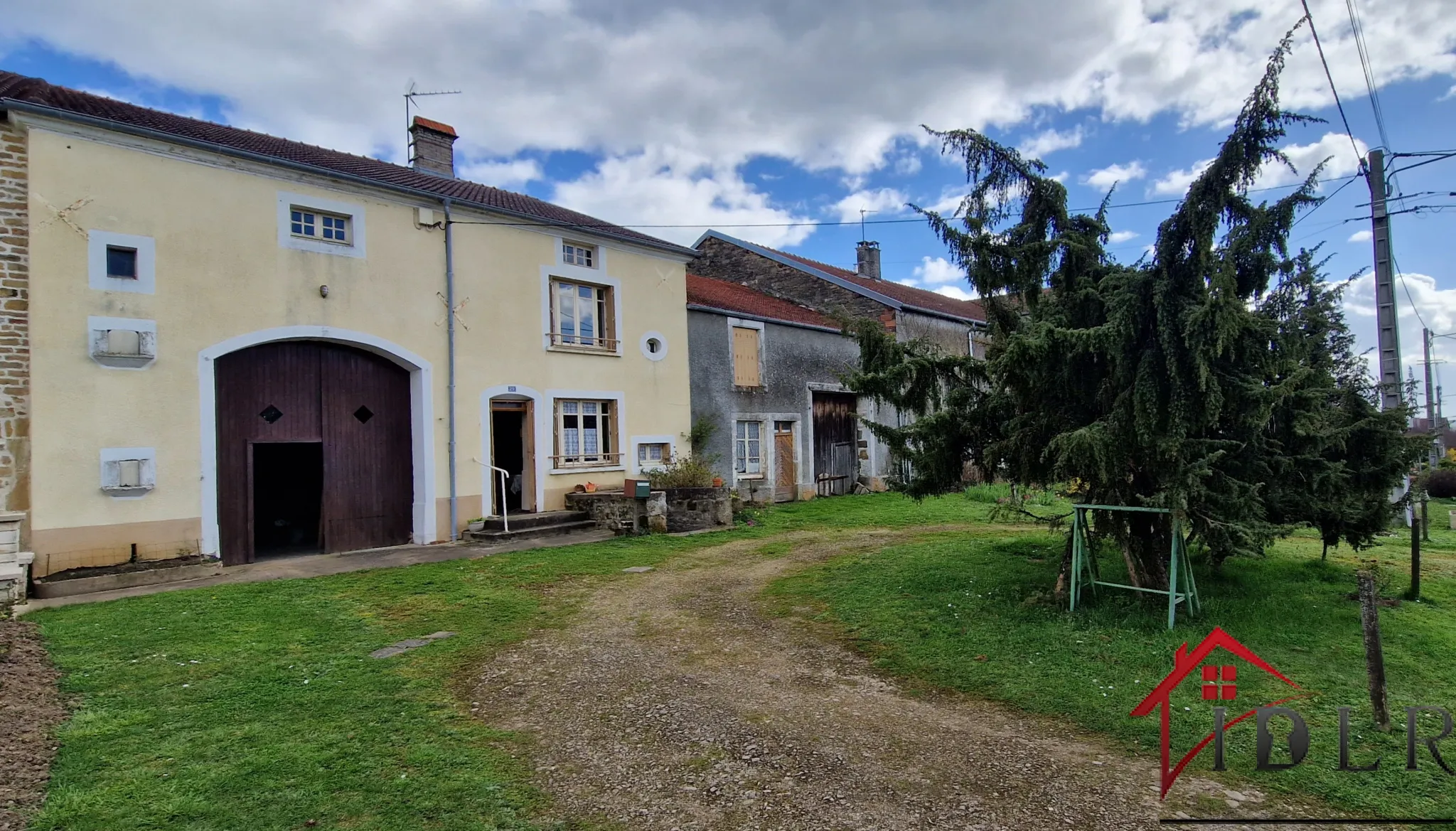 Maison de caractère de 1793 à Soyers - 100m2 - 55.000€ 