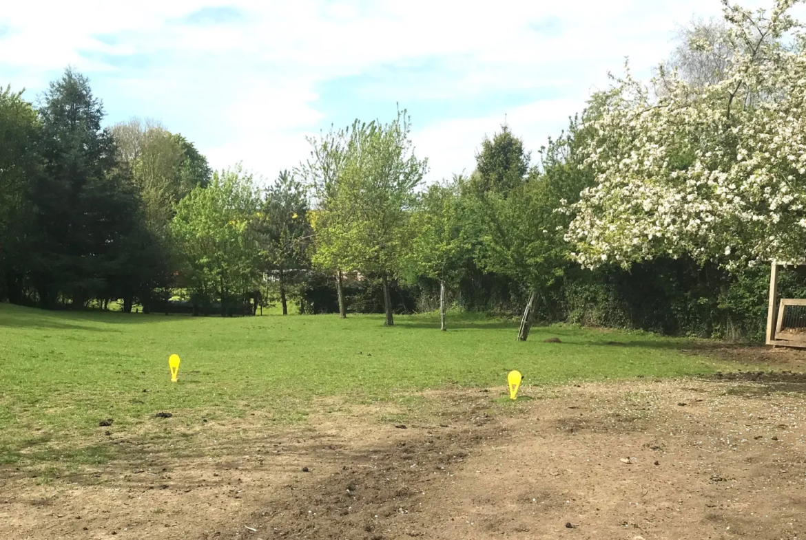 Terrains à bâtir de 1.061 m2 et 1.387 m2 au Bocasse 