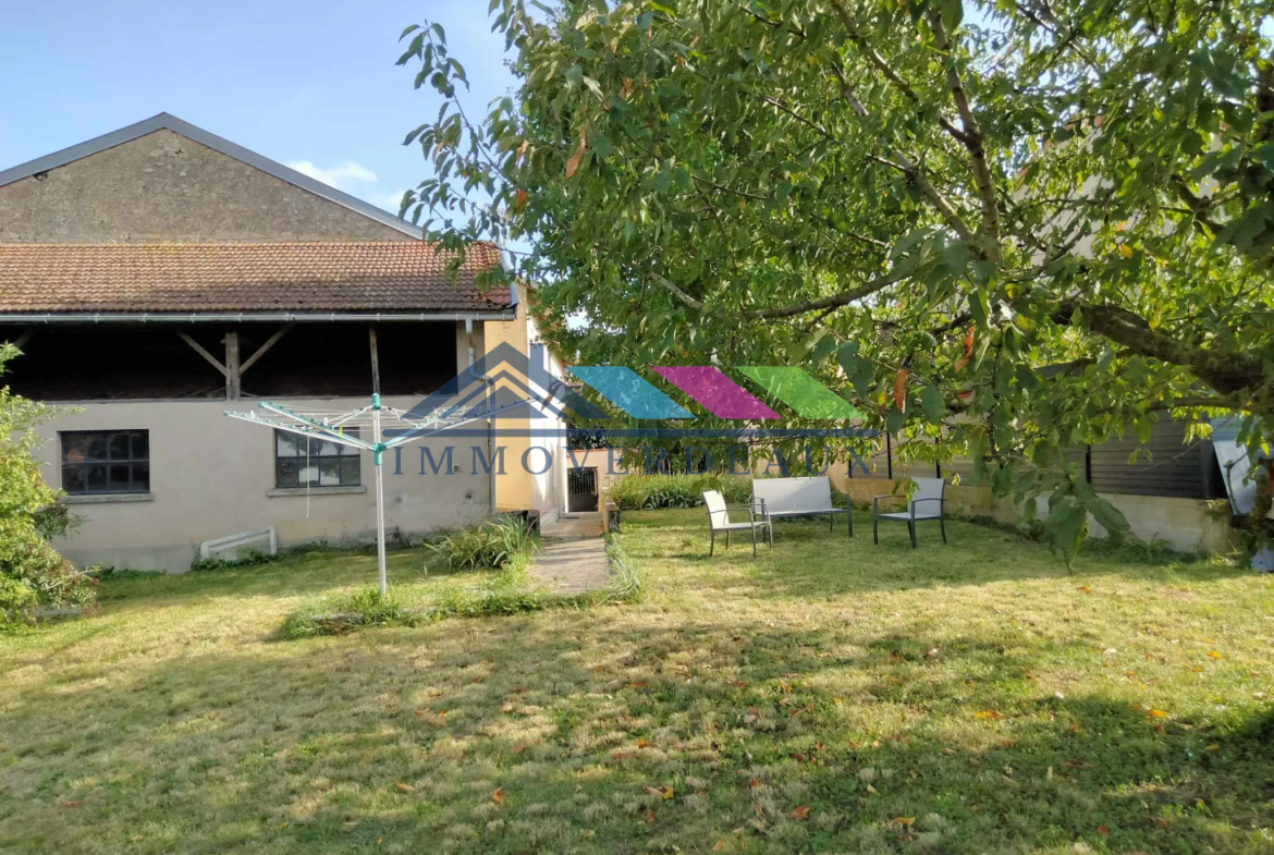 Maison rénovée 4 chambres, terrasse et jardin à Drouville 