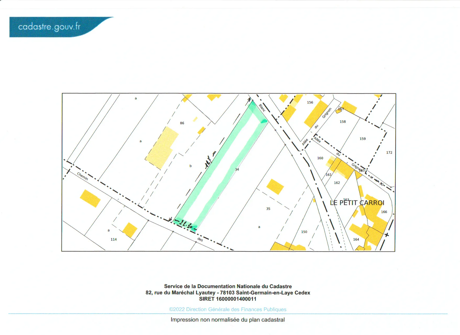 Terrain constructible de 2600 m2 à La Celle St Avant 