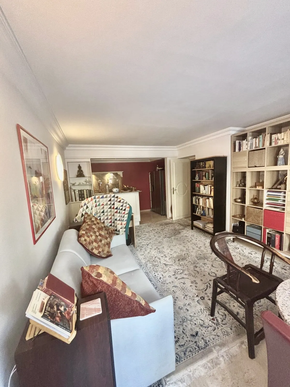 Charming 2-Room Apartment in Cannes Central Location 