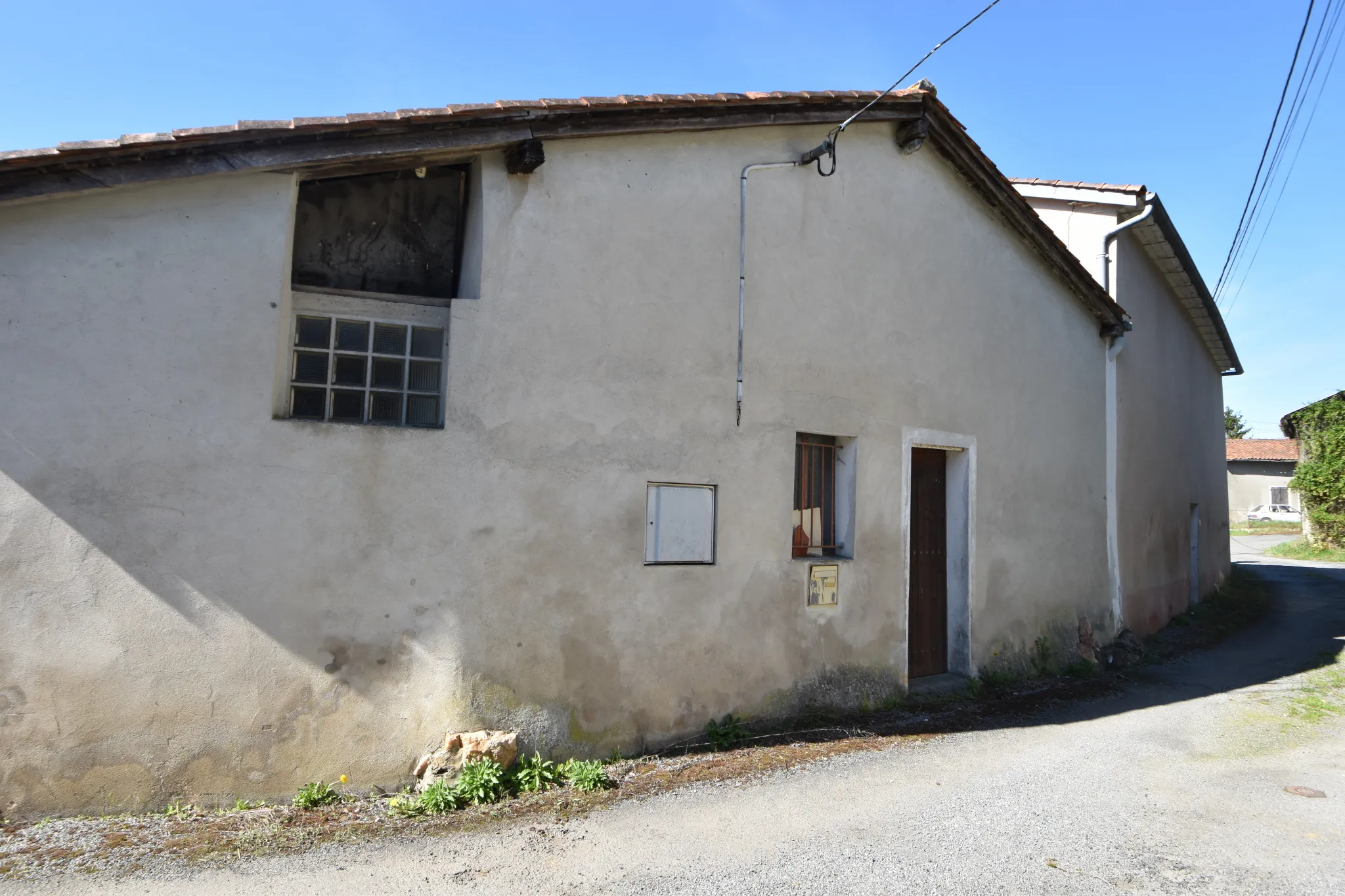 Opportunité de Rénovation de 2 maisons à Montemboeuf 