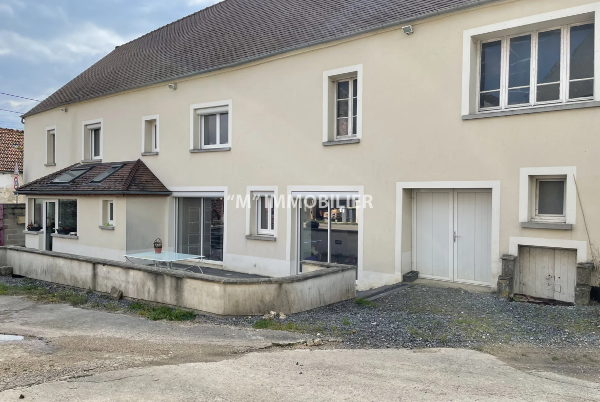 Maison rénovée à La Ferté sous Jouarre avec 3 chambres 