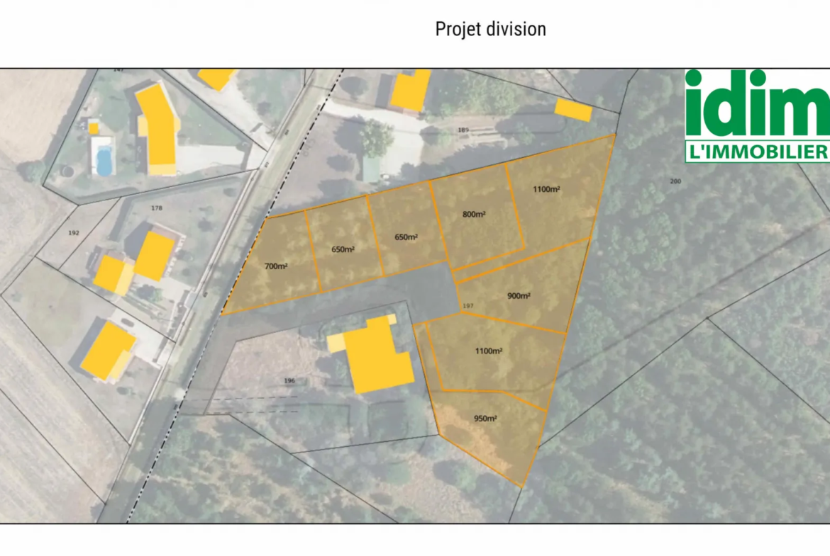 Terrain constructible viabilisé à Villaudric 