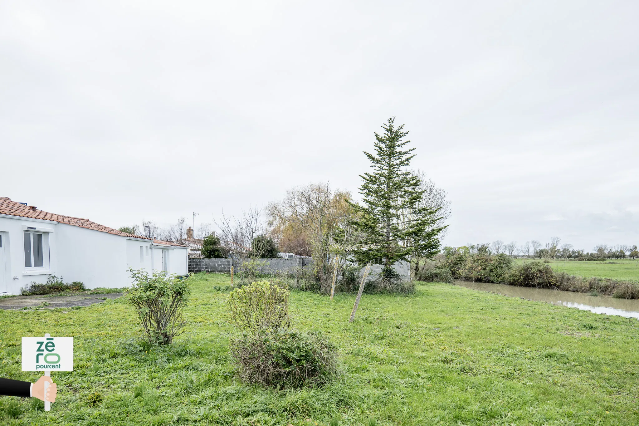 Maison de Plain-Pied avec Vue sur le Marais à Grues 