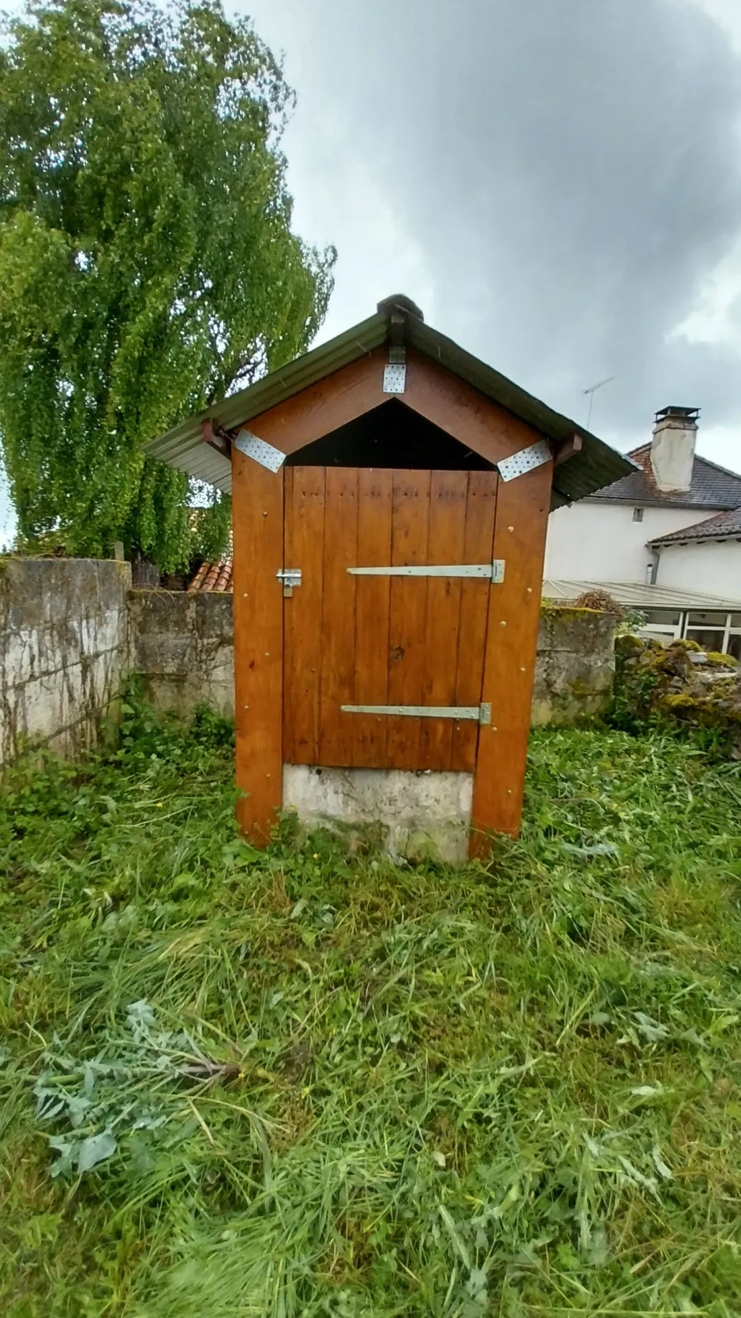 Propriété en Pierre à Restaurer à Cercles 