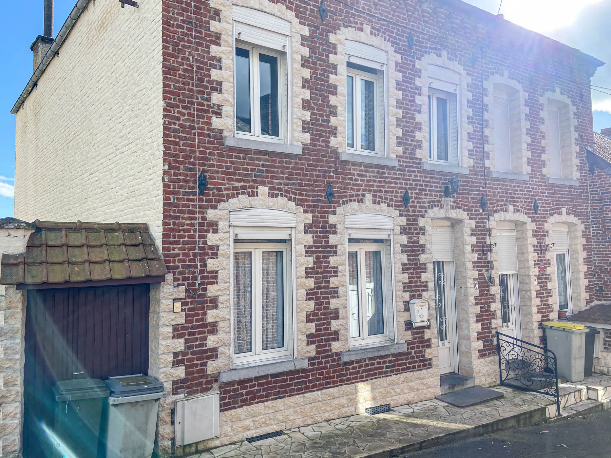 Maison semi-individuelle en brique avec 3 chambres à Boussois 