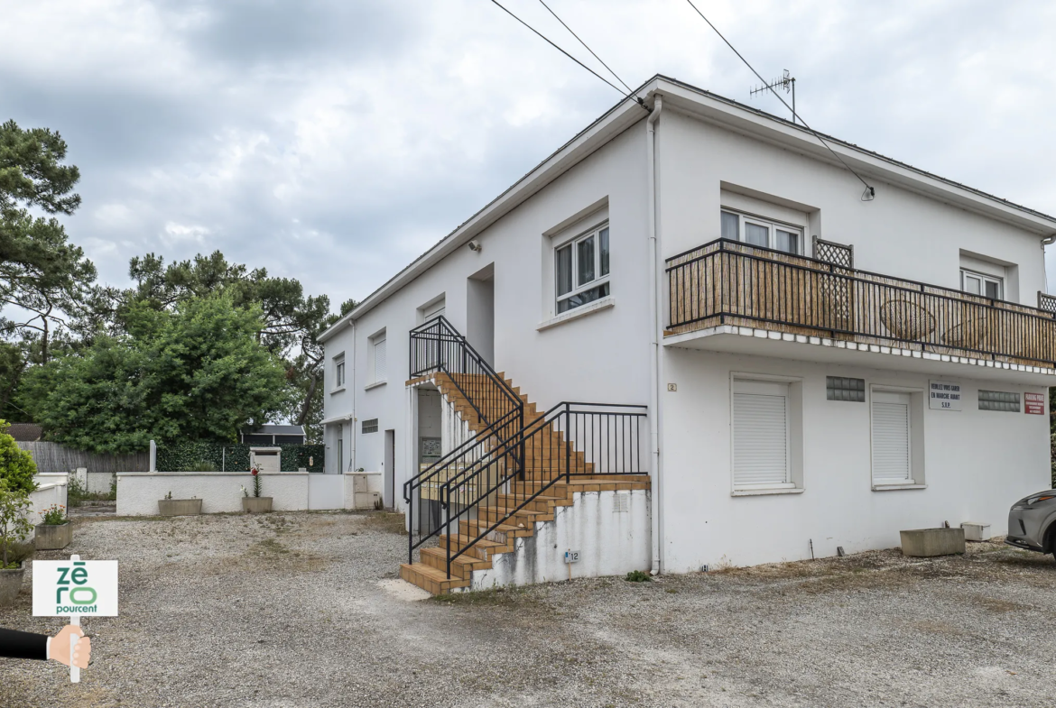 Appartement lumineux avec cheminée à La Tranche sur mer 