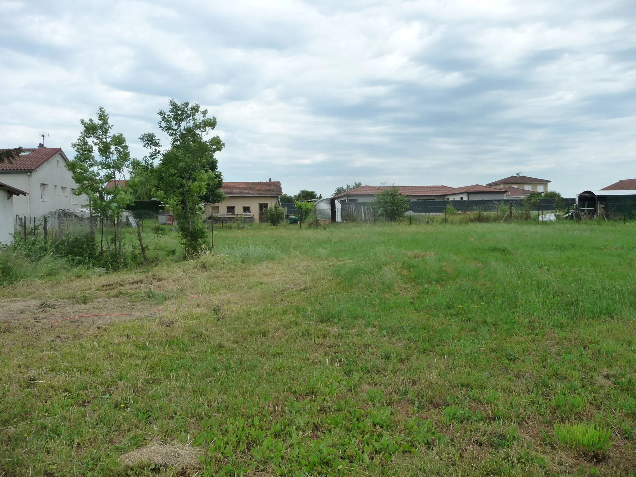 Maison 92m2, Terrain Constructible 3502m2 - SAINT ETIENNE LE MOLARD 