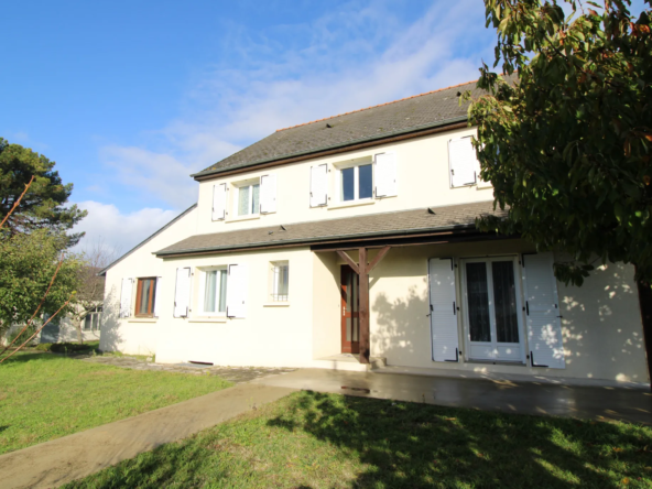 Maison Saint Barthelemy d'Anjou avec 6 chambres